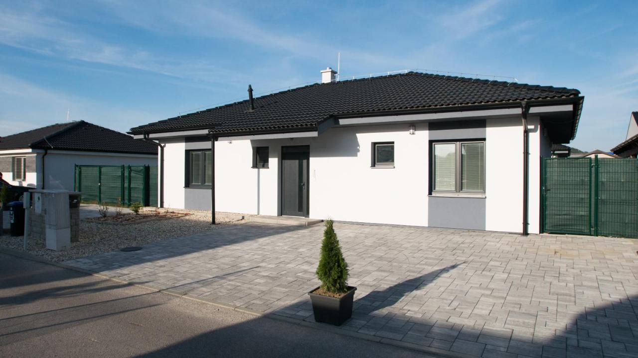 Royal House Trencin Villa Dış mekan fotoğraf